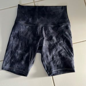 Lululemon Align Bike Shorts- size 6